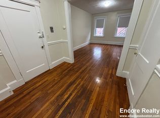 1338 Commonwealth Ave #18, Allston, MA 02134