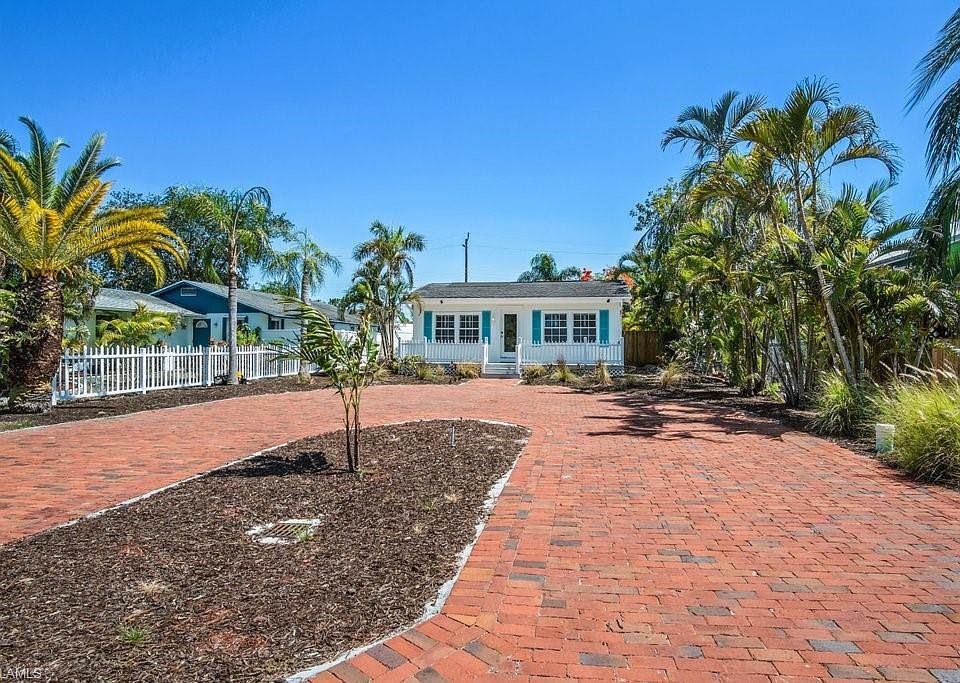 1012 Ridge St, Naples, FL 34103 MLS 224020251 Zillow