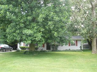 1067 Miami Trl, Bremen, IN 46506