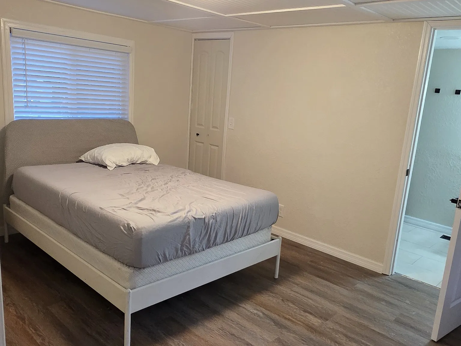 1259 Wade Rd — Photo 3