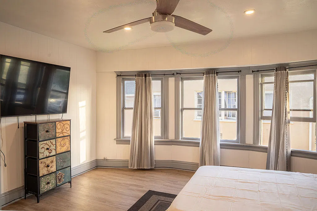1 bed, $1,295 — Photo 1