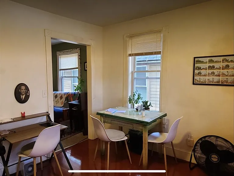 128 E Spencer St #130 — Photo 3