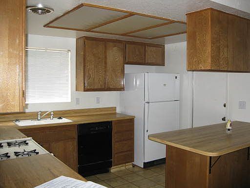 2nd image of 1329 Franklin Ave
