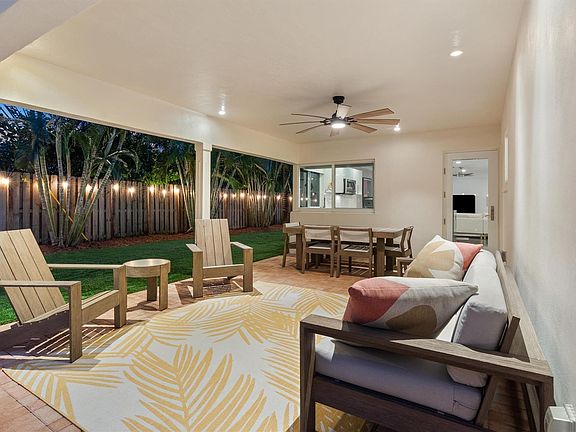 4th image of 2750 NE 35th Court