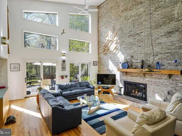 11737 Flemish Mill Ct, Oakton, VA 22124