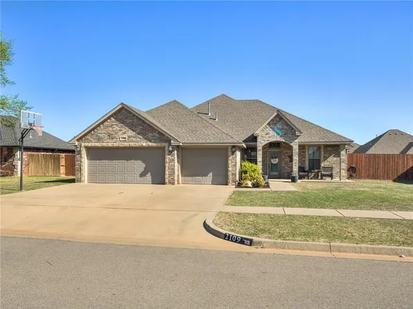 2109 Stratta Dr, Weatherford, OK 73096