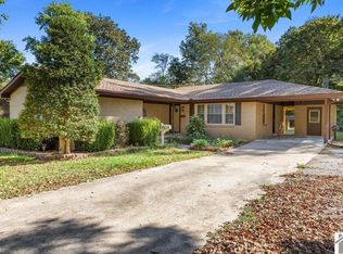 301 Richmond Dr, Clinton, KY 42031