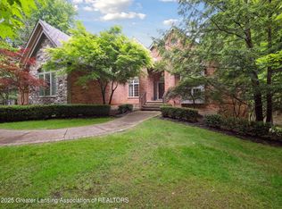 1374 Timber Ridge Ct, Milford, MI 48380