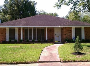 8318 Garden Parks Dr, Houston, TX 77075