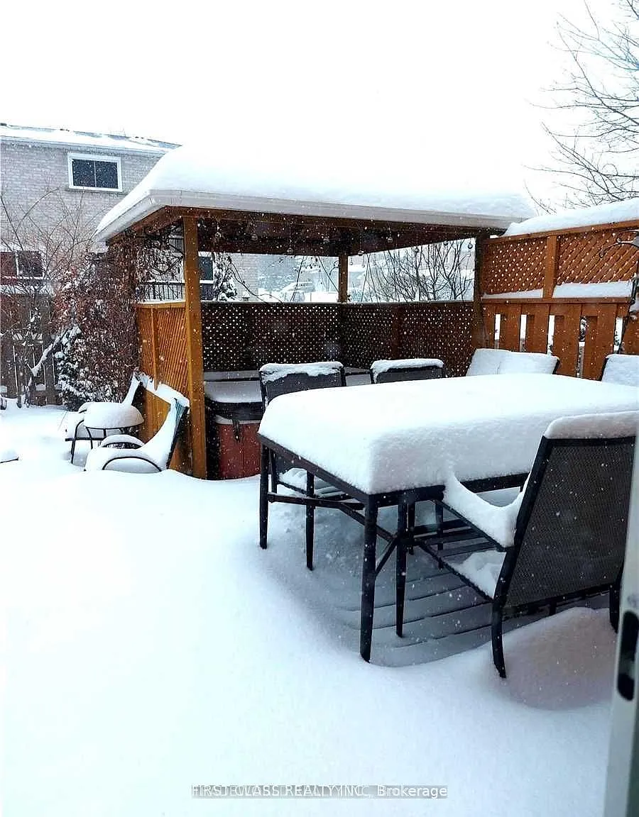 3 bed, $2,780 — Photo 1