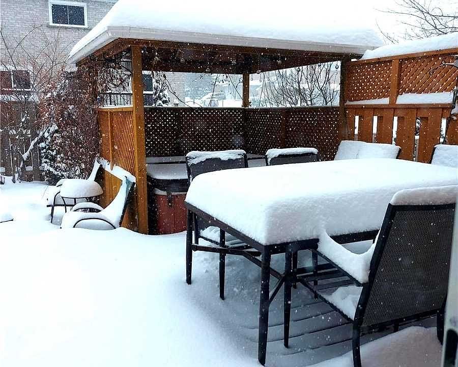 1st image of 880 Leslie Valley Dr