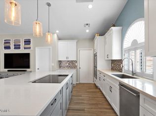 4202 E Saltsage Dr, Phoenix, AZ 85048