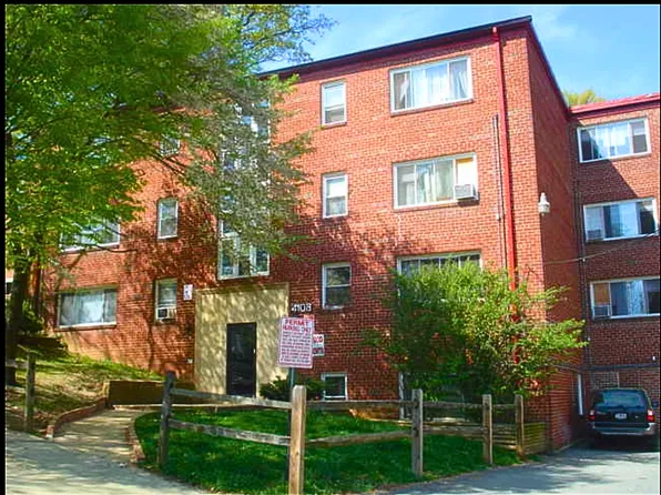 4108 40th St #4013, Brentwood, MD 20722