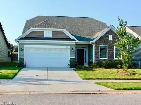 353 Townpark Dr, Bermuda Run, NC 27006