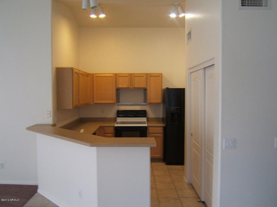 2nd image of 16492 N 137th Dr