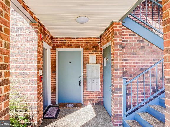 3rd image of 18042 Chalet Dr APT 101