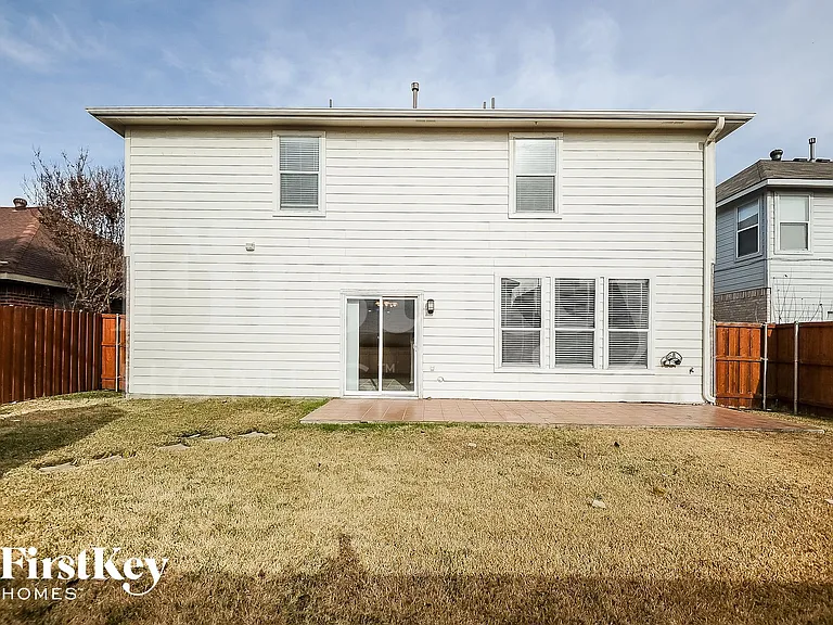 4713 Palm Ridge Dr — Photo 15