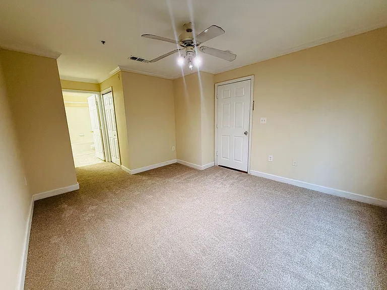 18557 Bridle Club Dr — Photo 14
