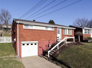 67 Claireview Dr, Carnegie, PA 15106