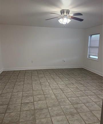 3rd image of 430 Florida Blvd APT A