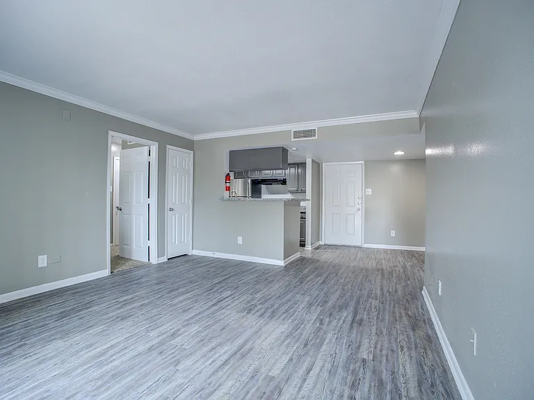 Ashford Santa Ana Interior13