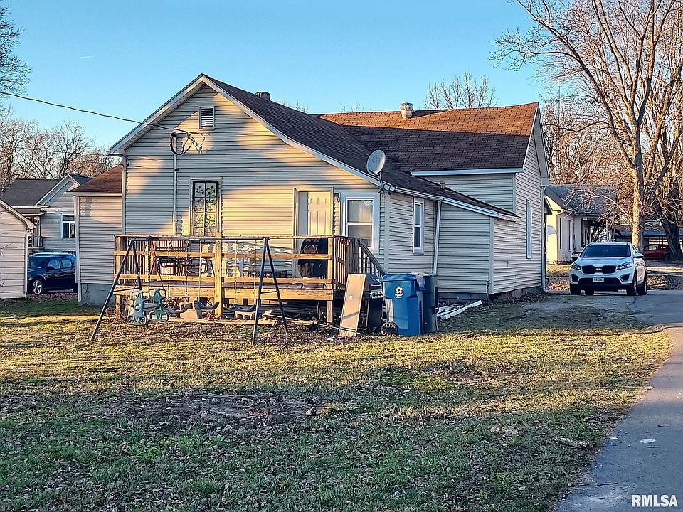 405 E Market St, Mcleansboro, IL 62859 Zillow