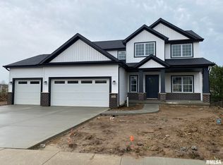 6300 Winterberry Ln, Springfield, IL 62712