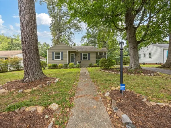 13 Matthew Rd, Newport News, VA 23601