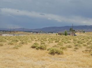 1075 Cooney Dr, Silver Springs, NV