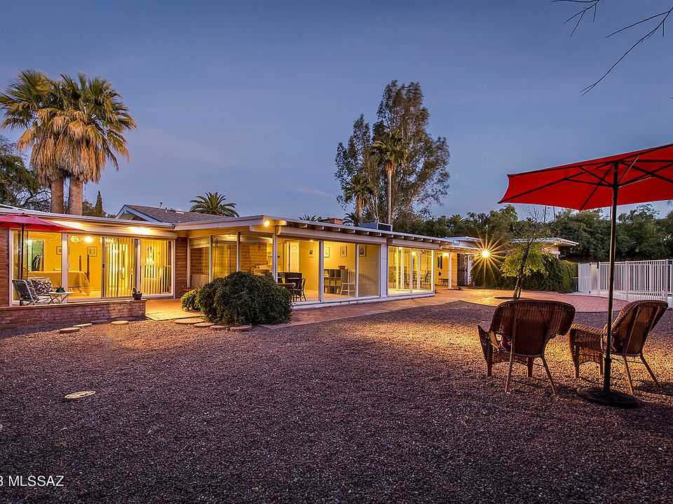 1st image of 105 N Camino Miramonte