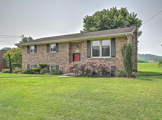 200 Chester Hill Rd, Bristol, VA 24201