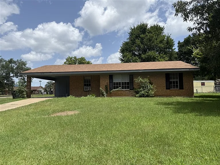 2113 Meadowview Cir — Photo 23
