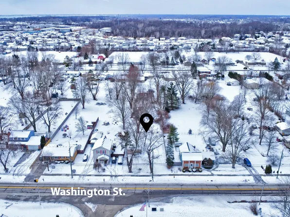 52451 Washington St, New Baltimore, MI 48047