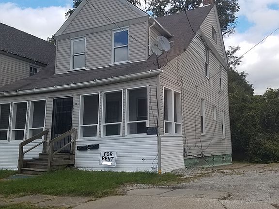 4th image of 43 N Valley St Unit 2