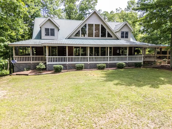 1179 Pearl Hinds Rd, Jamestown, TN 38556