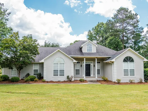 1011 Masters Dr, Macon, GA 31220