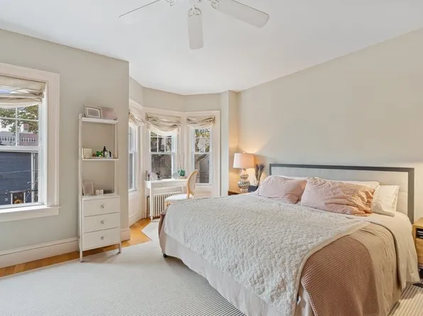 65 Van Reipen Avenue image 16 of 28