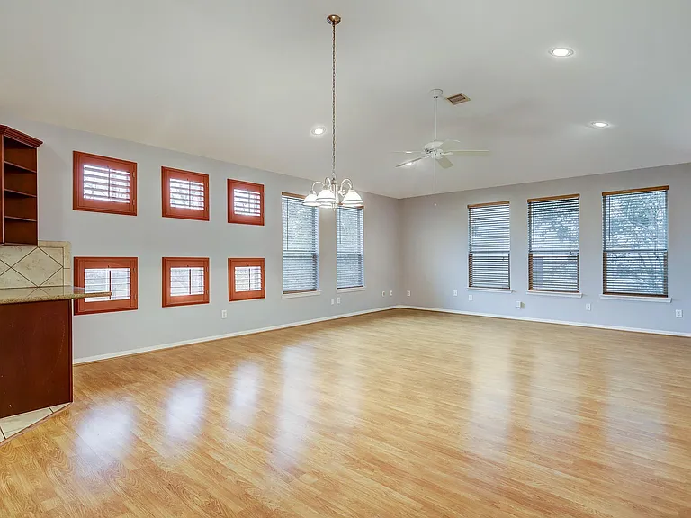 2211 Roy St #B — Photo 14
