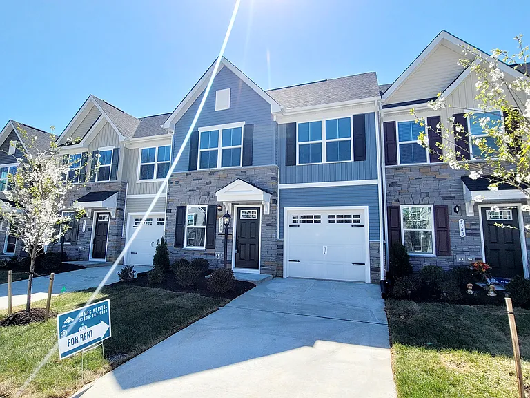 5739 Addison Gate Dr — Photo 49