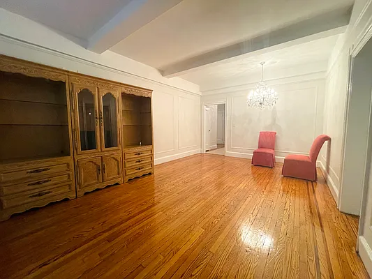 Rented by Compass | media 33