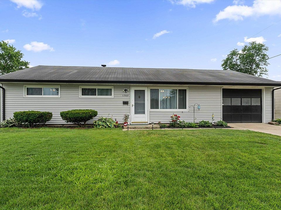 1st image of 1202 Byron Dr