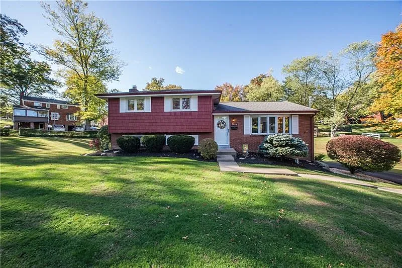 3604 Myrna Dr photo 1