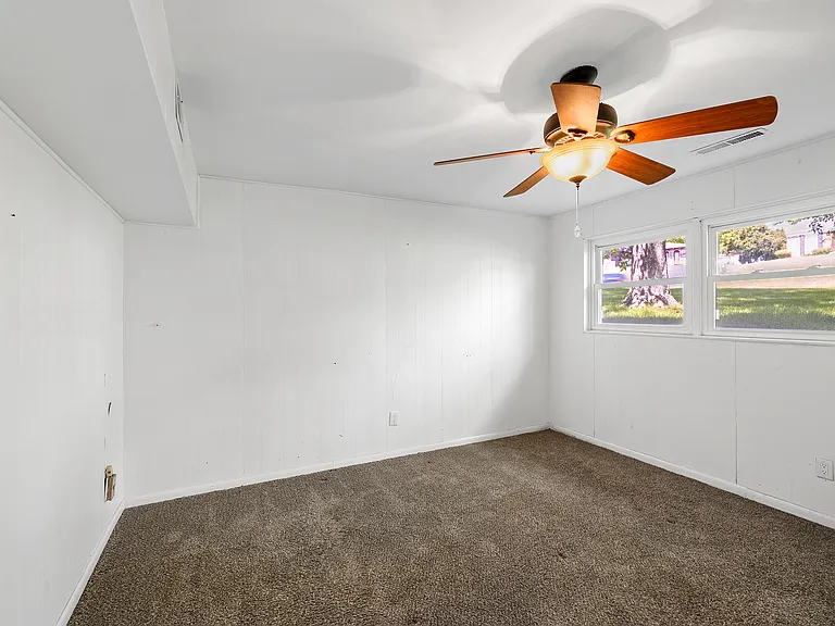1140 Sunnyslope Dr — Photo 19