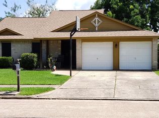 5517 Sugar Creek Dr, La Porte, TX 77571