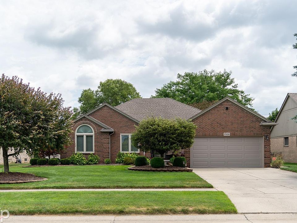 1st image of 57450 Ruby Ln