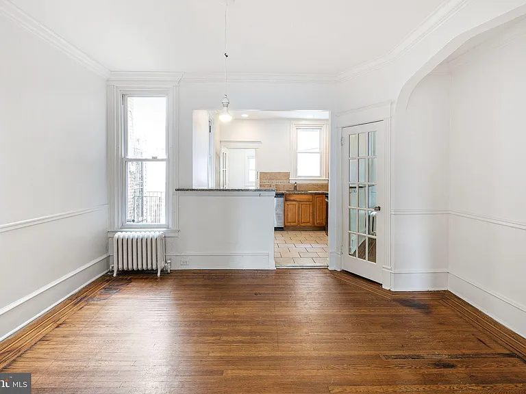 5361 Morse St — Photo 10