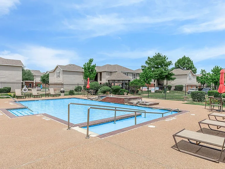 Amelia Parc Sr II — Photo 17