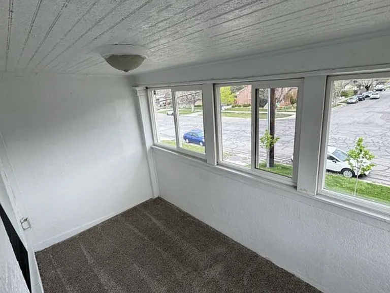 735 W 400 N #1 — Photo 6