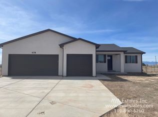 478 E Fredonia Dr, Pueblo West, CO 81007