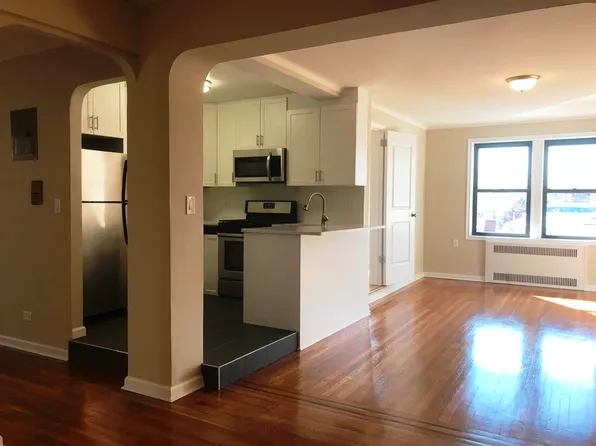 41-15 50th Avenue image 9 of 24